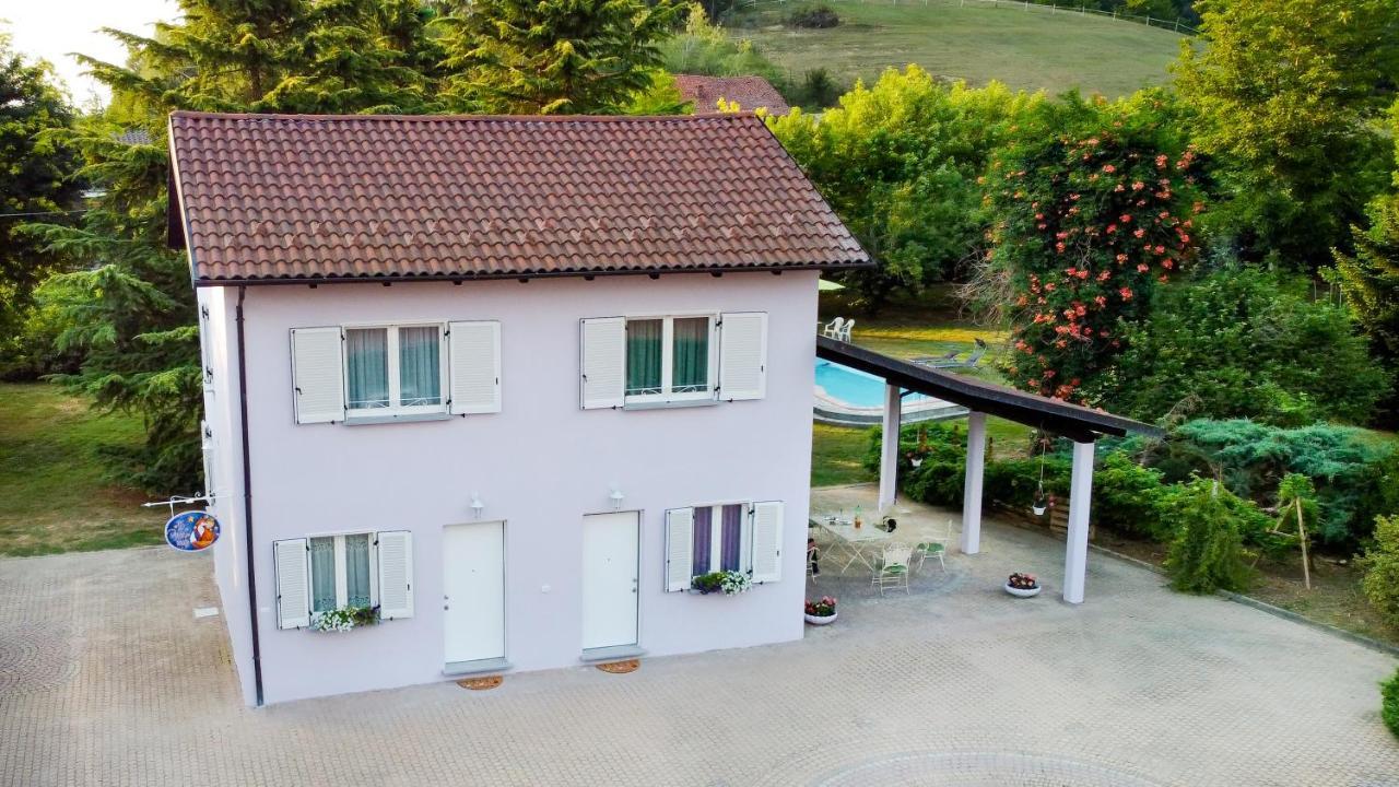 Hotel Il Principe Rosso Roatto Exteriér fotografie